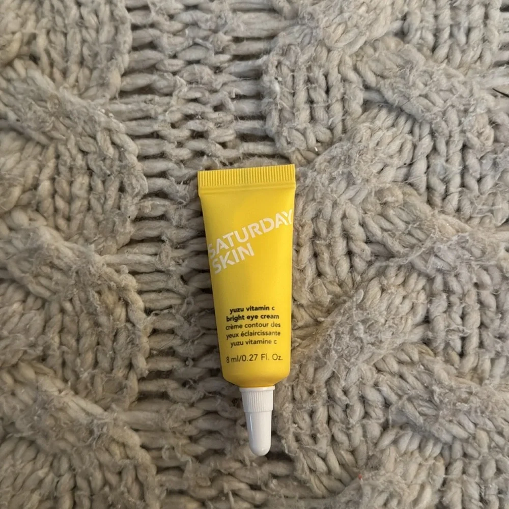 Mini Make-Up Bundle - Picture 8 of 11